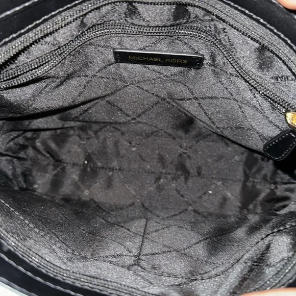 Michael Kors Bag Charlotte Canvas Crossbody - Picture 12 of 17